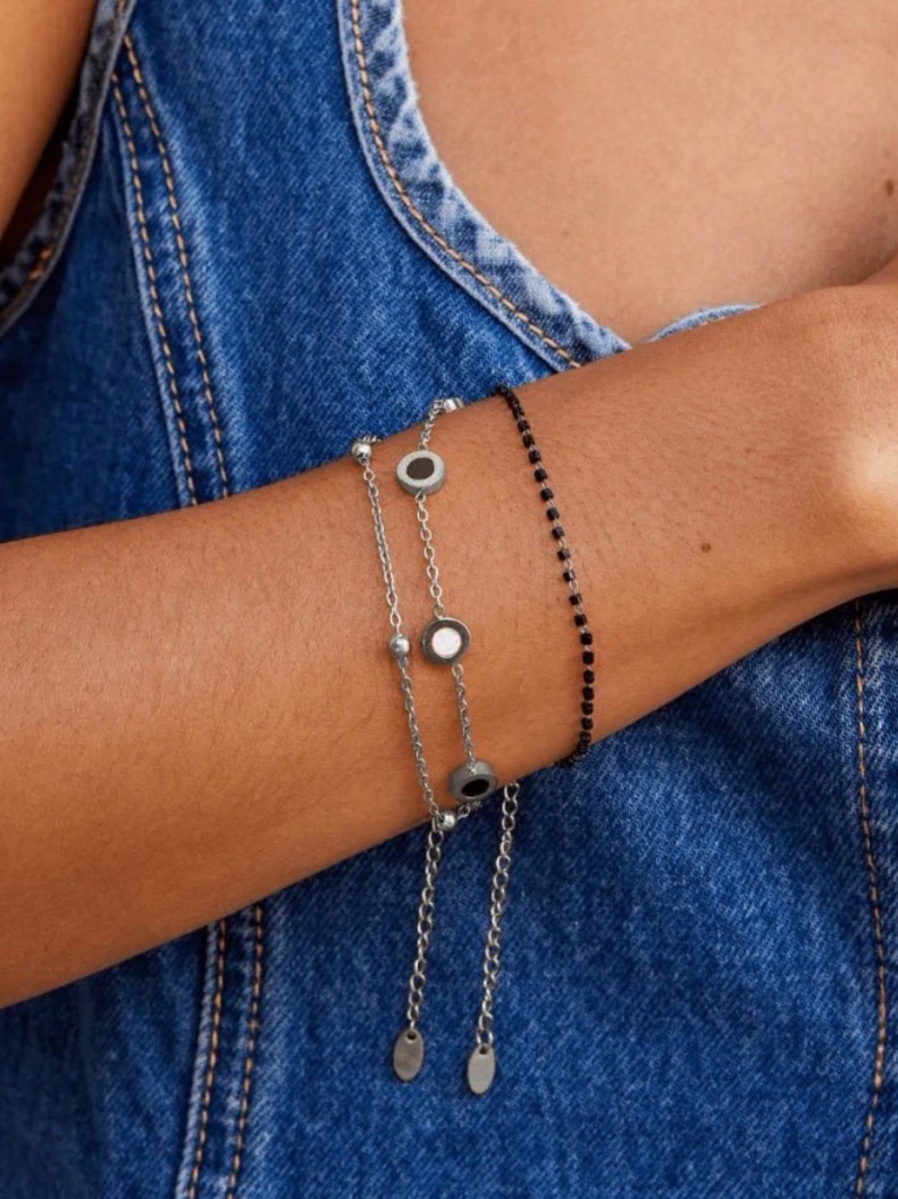 Silver Double-Chain Bracelet with Black Onyx and White Stones